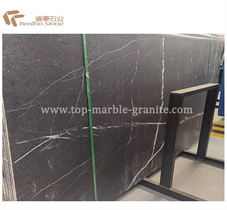 nero marquina marble tile