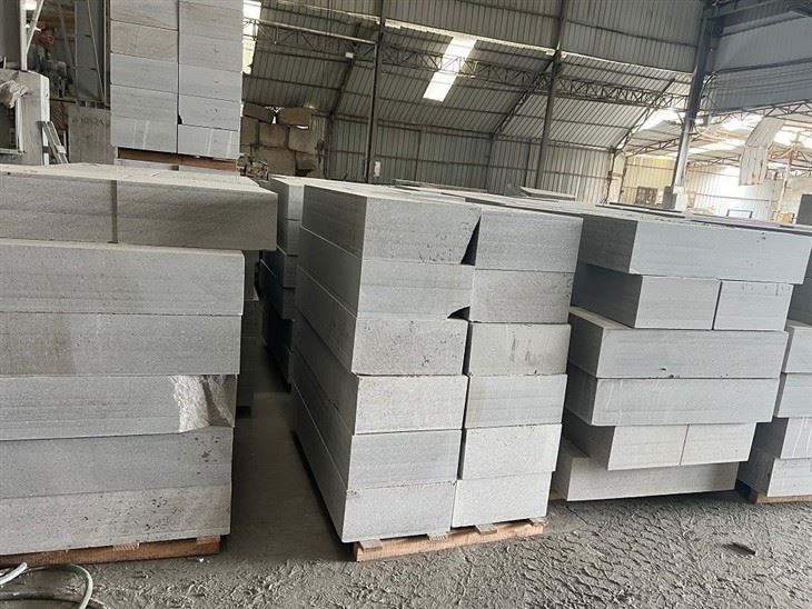 granite blocks for house building